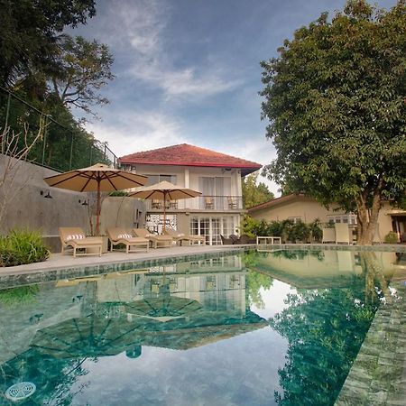 Gracian Villa Канді Екстер'єр фото