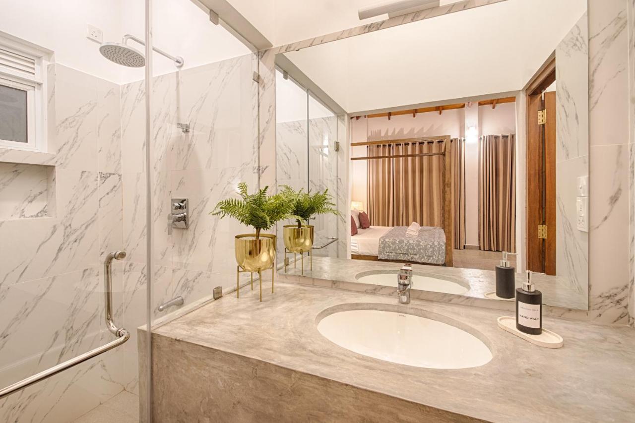 Gracian Villa Канді Екстер'єр фото