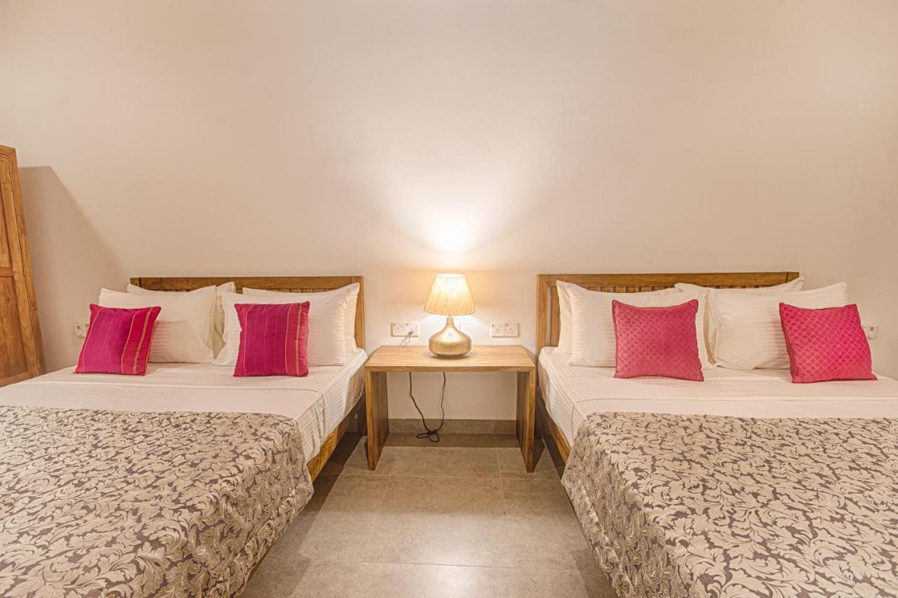 Gracian Villa Канді Екстер'єр фото