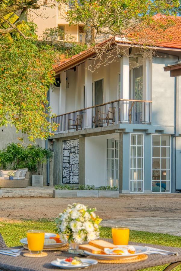 Gracian Villa Канді Екстер'єр фото